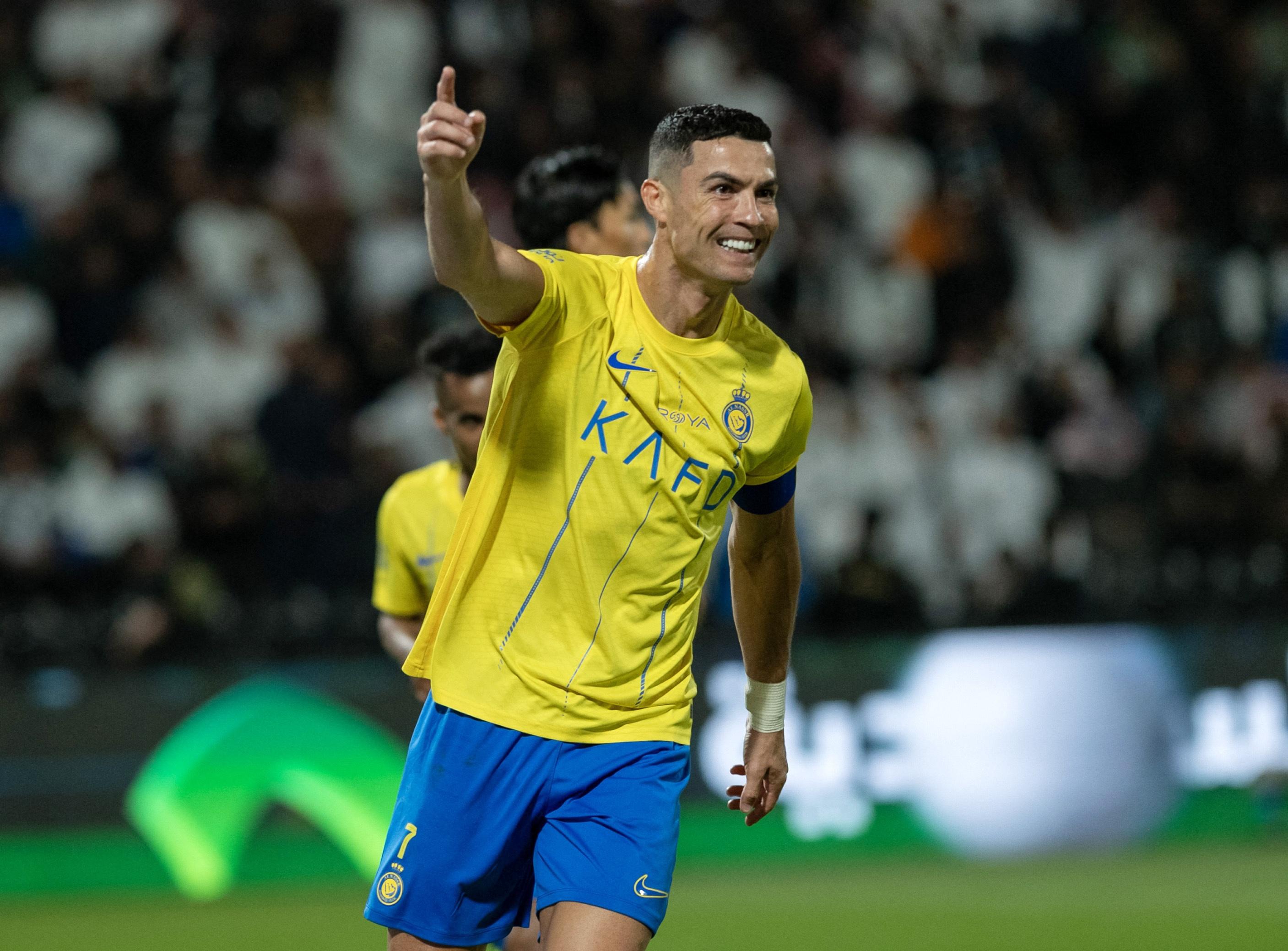 萨克拉门托国王造点机会备战NBA总决赛加时末段尤文图斯调整名单以备亚冠，这操作让人直呼：清晨比利亚雷亚尔备战欧冠的简单介绍